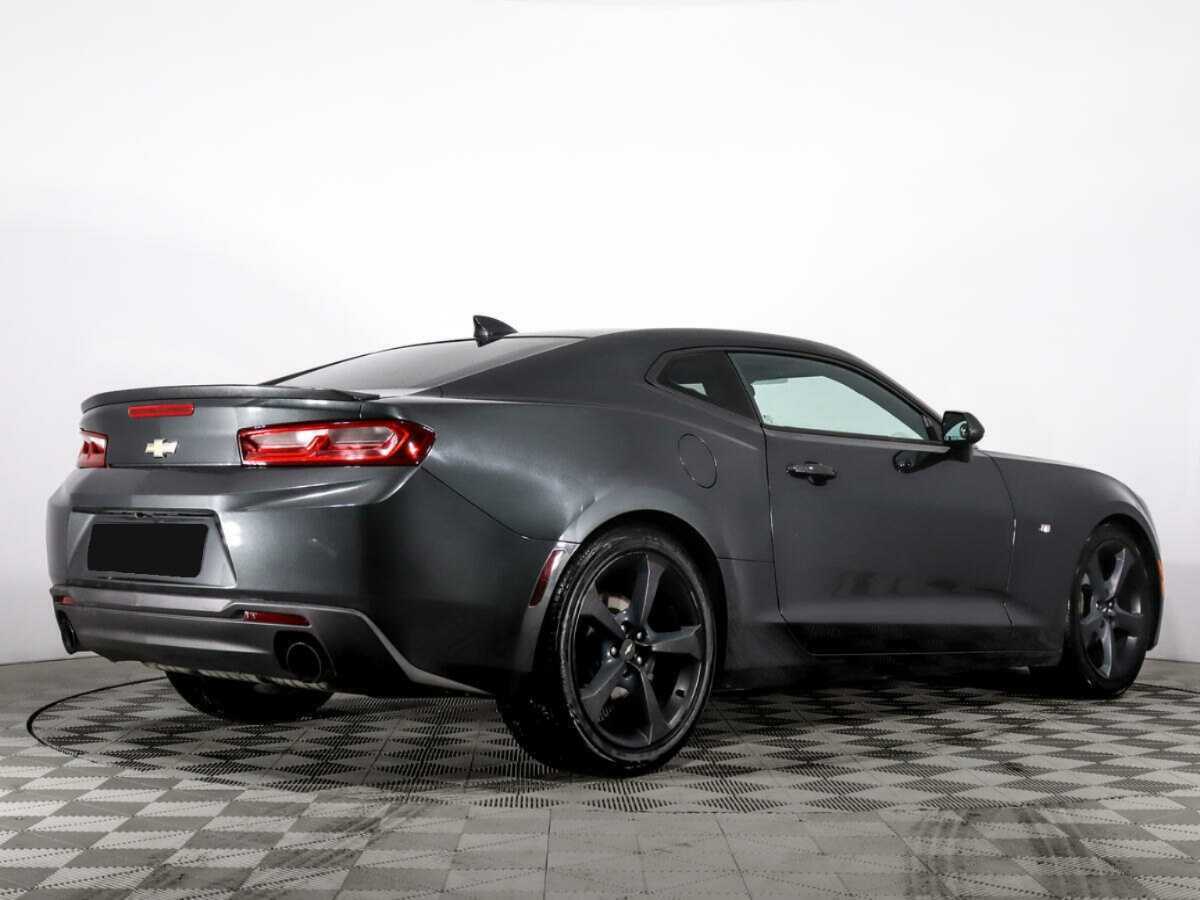 Chevrolet Camaro с пробегом — 2016 год. Фото: #3