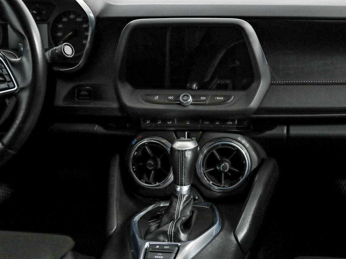 Chevrolet Camaro с пробегом — 2016 год. Фото: #11