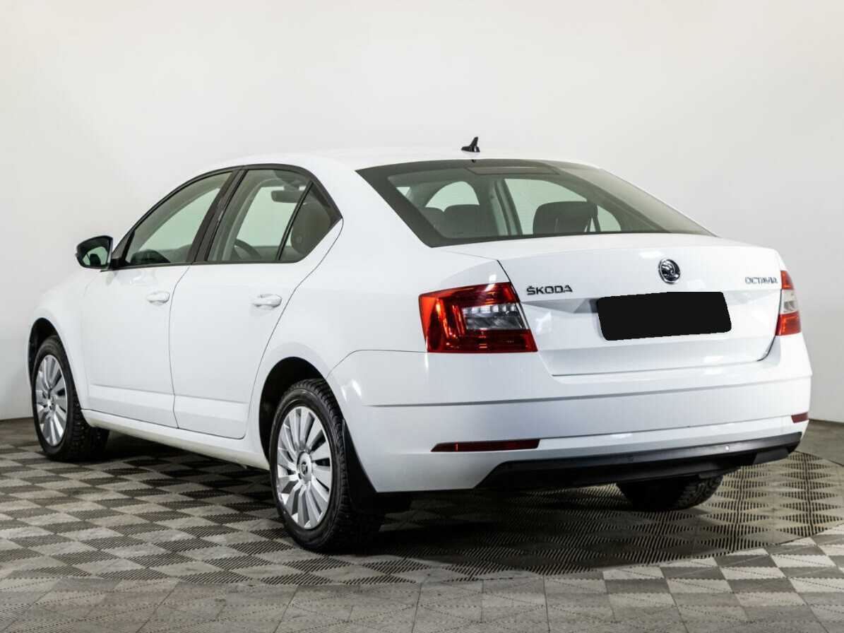 Skoda Octavia с пробегом — 2018 год. Фото: #6