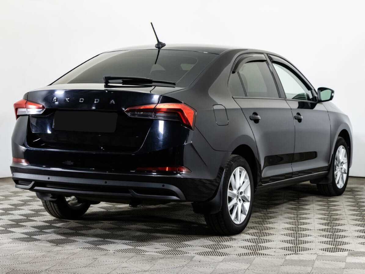 Skoda Rapid с пробегом — 2021 год. Фото: #3