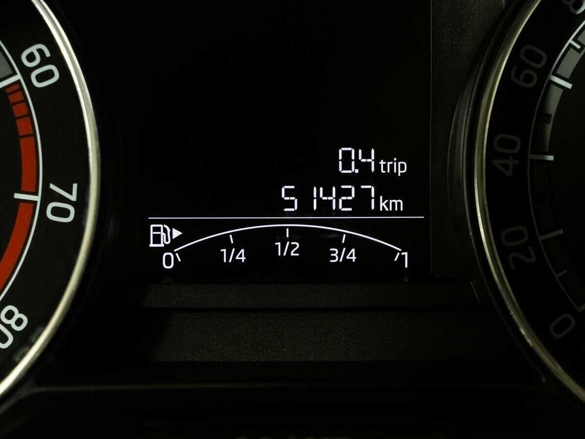 Skoda Rapid с пробегом — 2019 год. Фото: #10