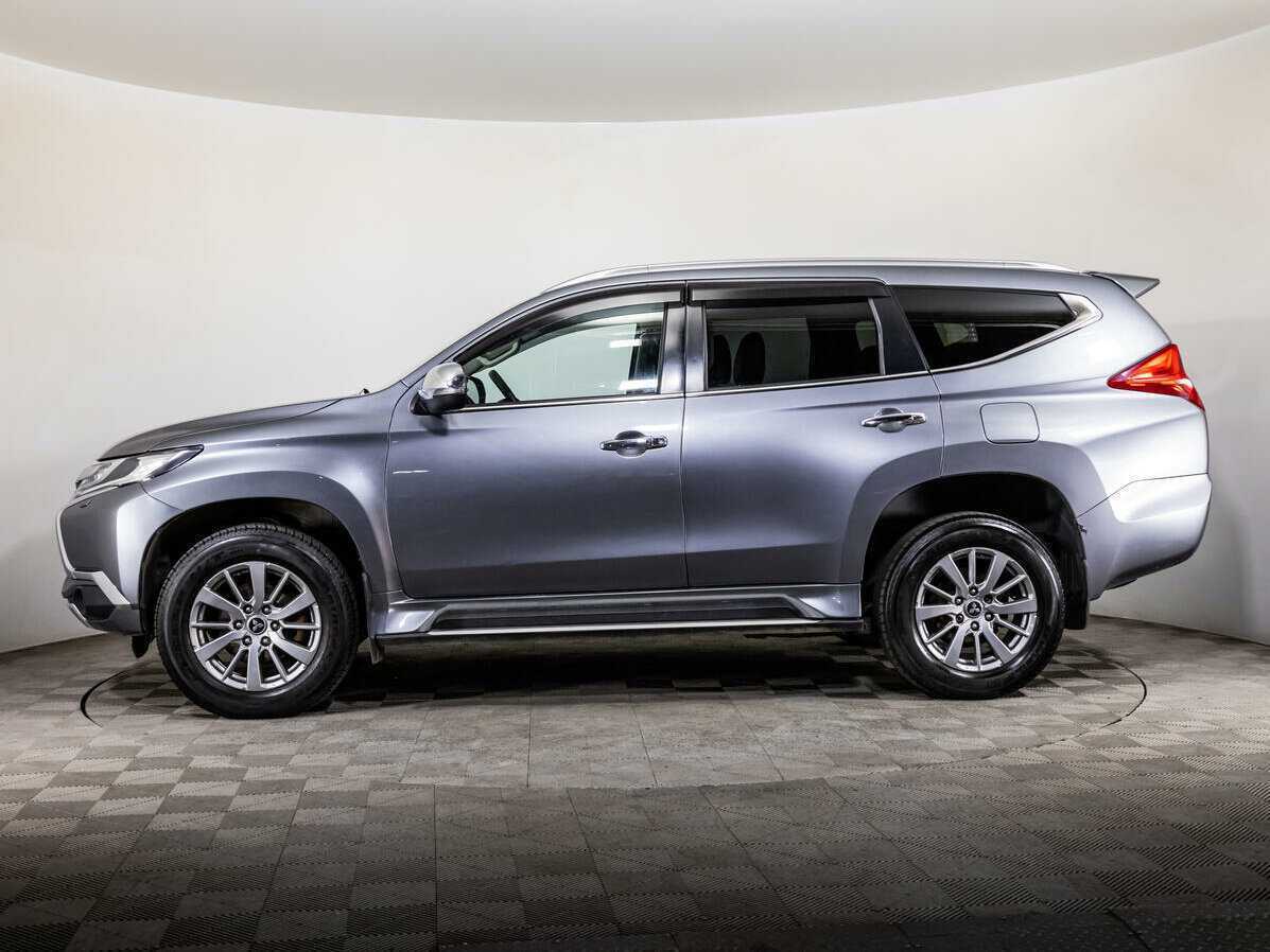 Mitsubishi Pajero Sport с пробегом — 2018 год. Фото: #7