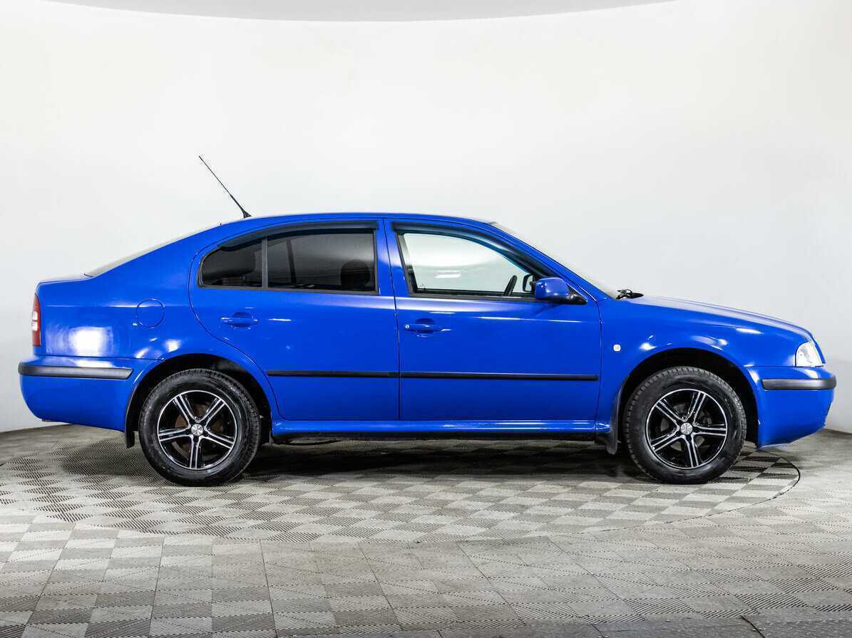 Skoda Octavia с пробегом — 2005 год. Фото: #3