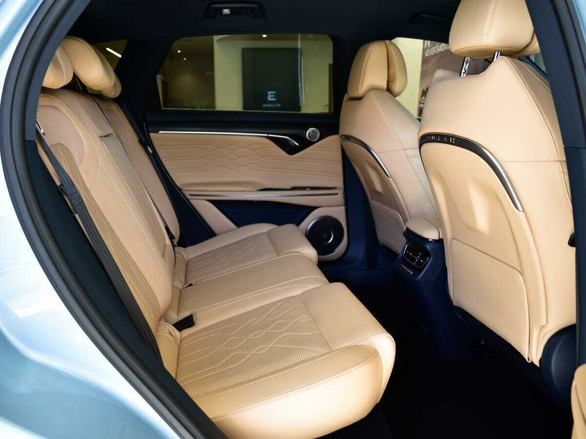 Voyah Free с пробегом — 2022 год. Фото: #7