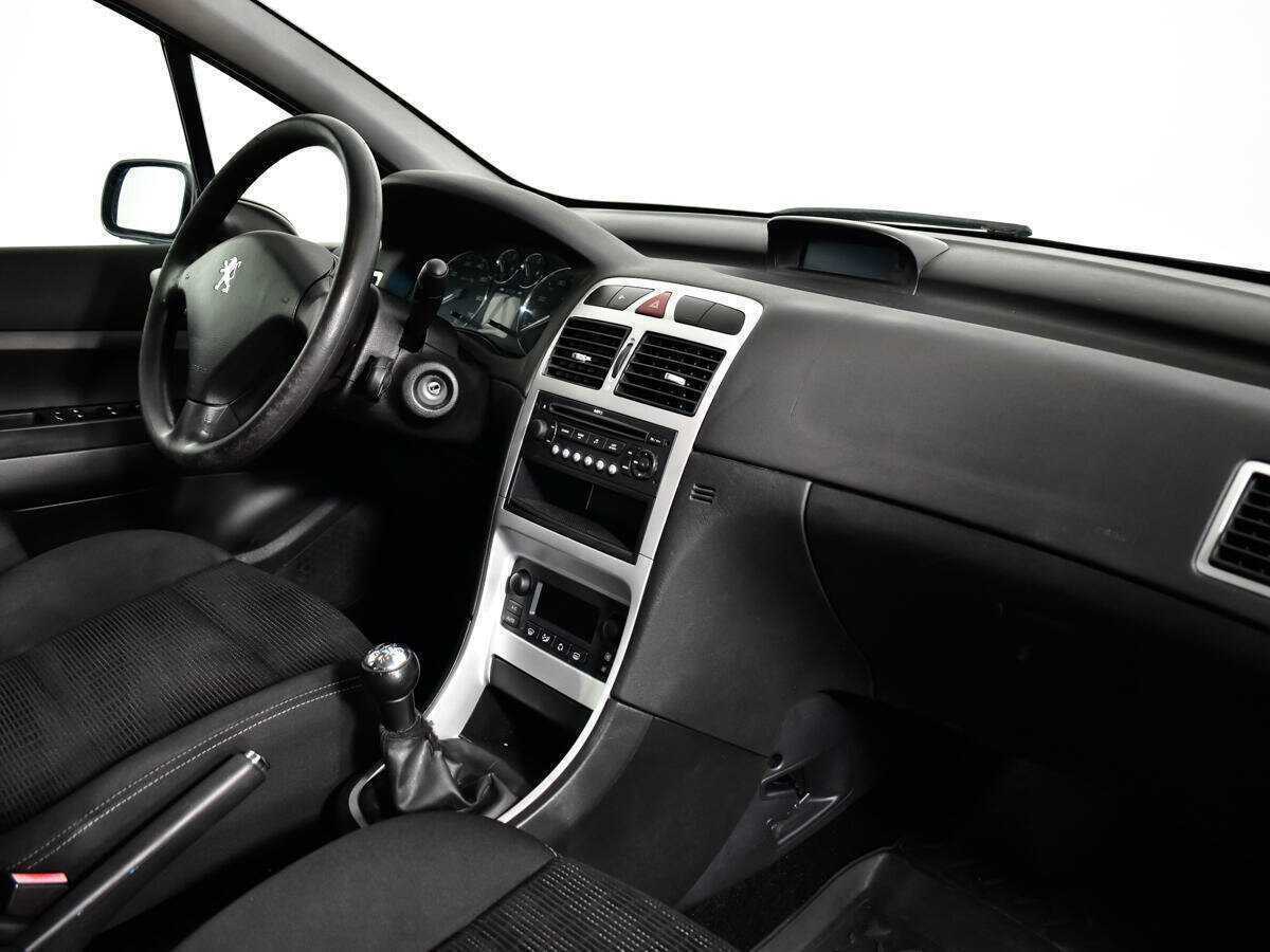 Peugeot 307 с пробегом — 2007 год. Фото: #8