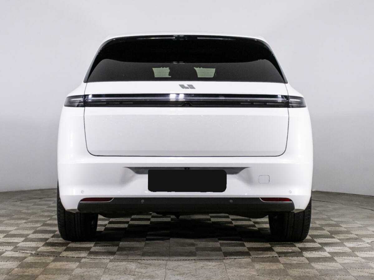 LiXiang L7 с пробегом — 2023 год. Фото: #5