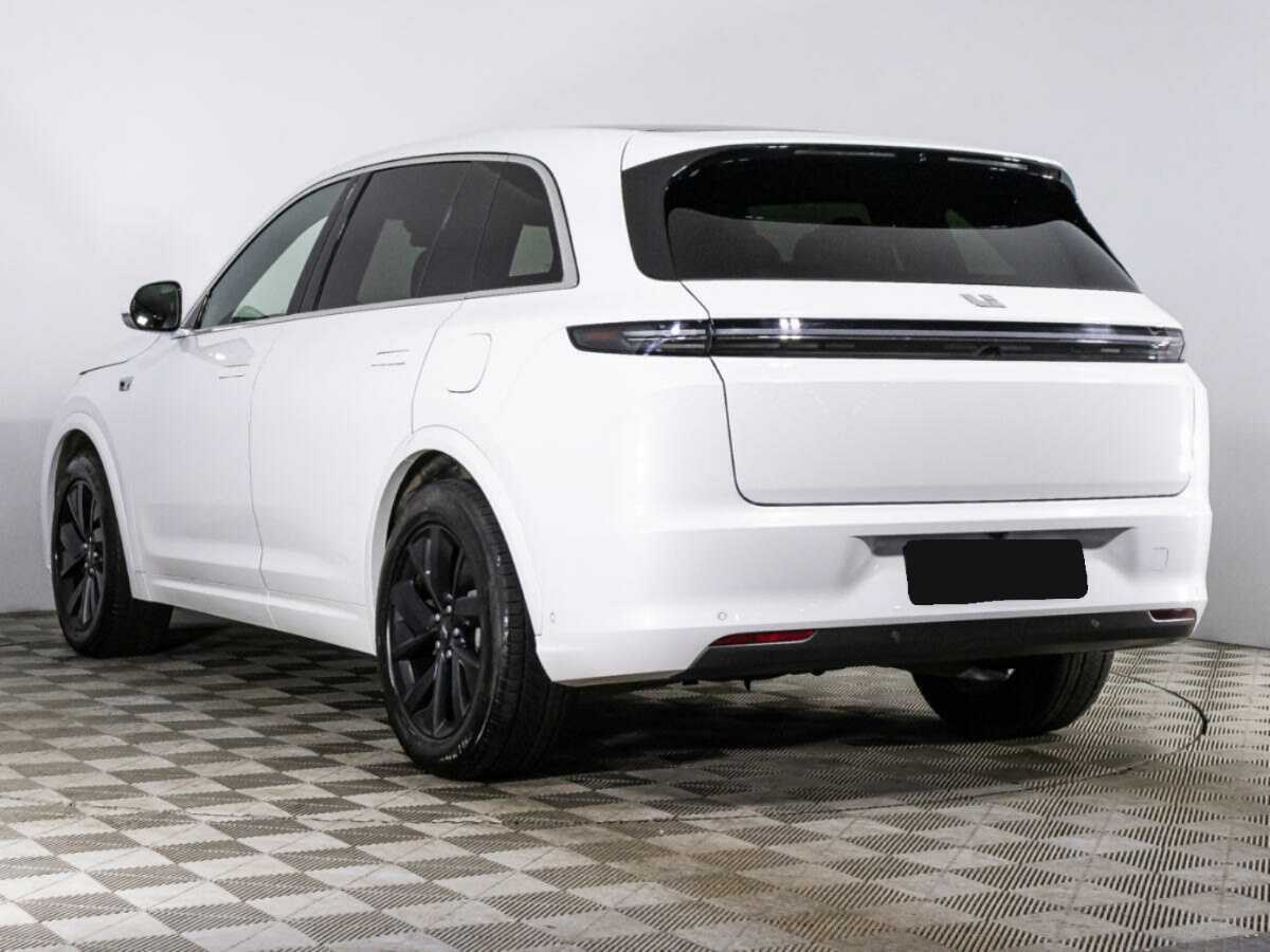 LiXiang L7 с пробегом — 2023 год. Фото: #6