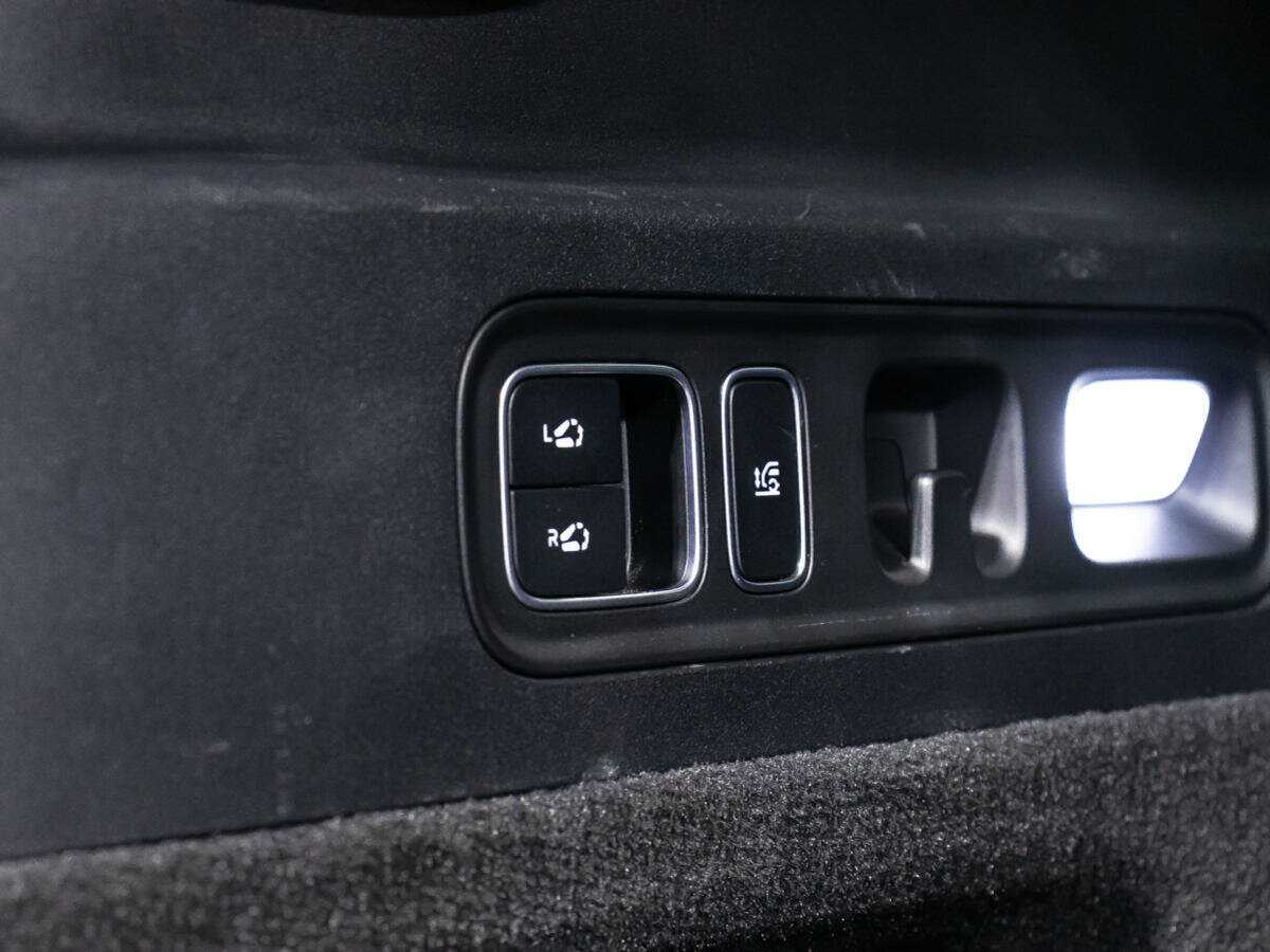 LiXiang L7 с пробегом — 2023 год. Фото: #15