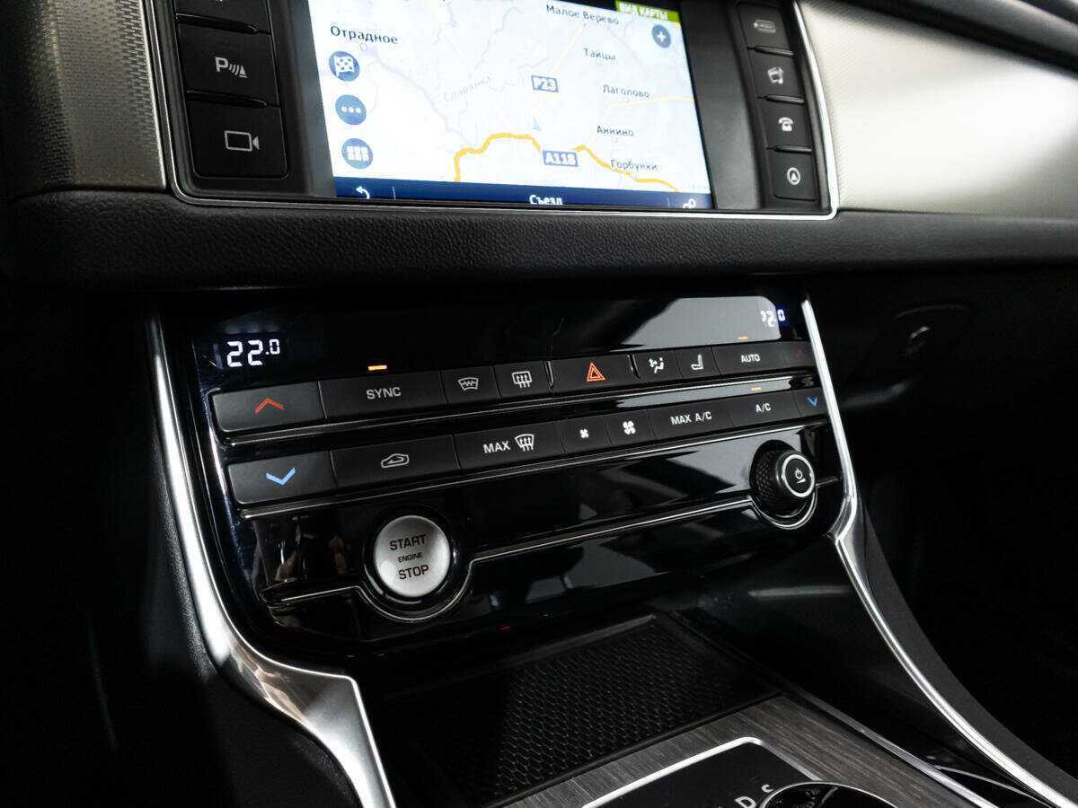 Jaguar XF с пробегом — 2016 год. Фото: #19