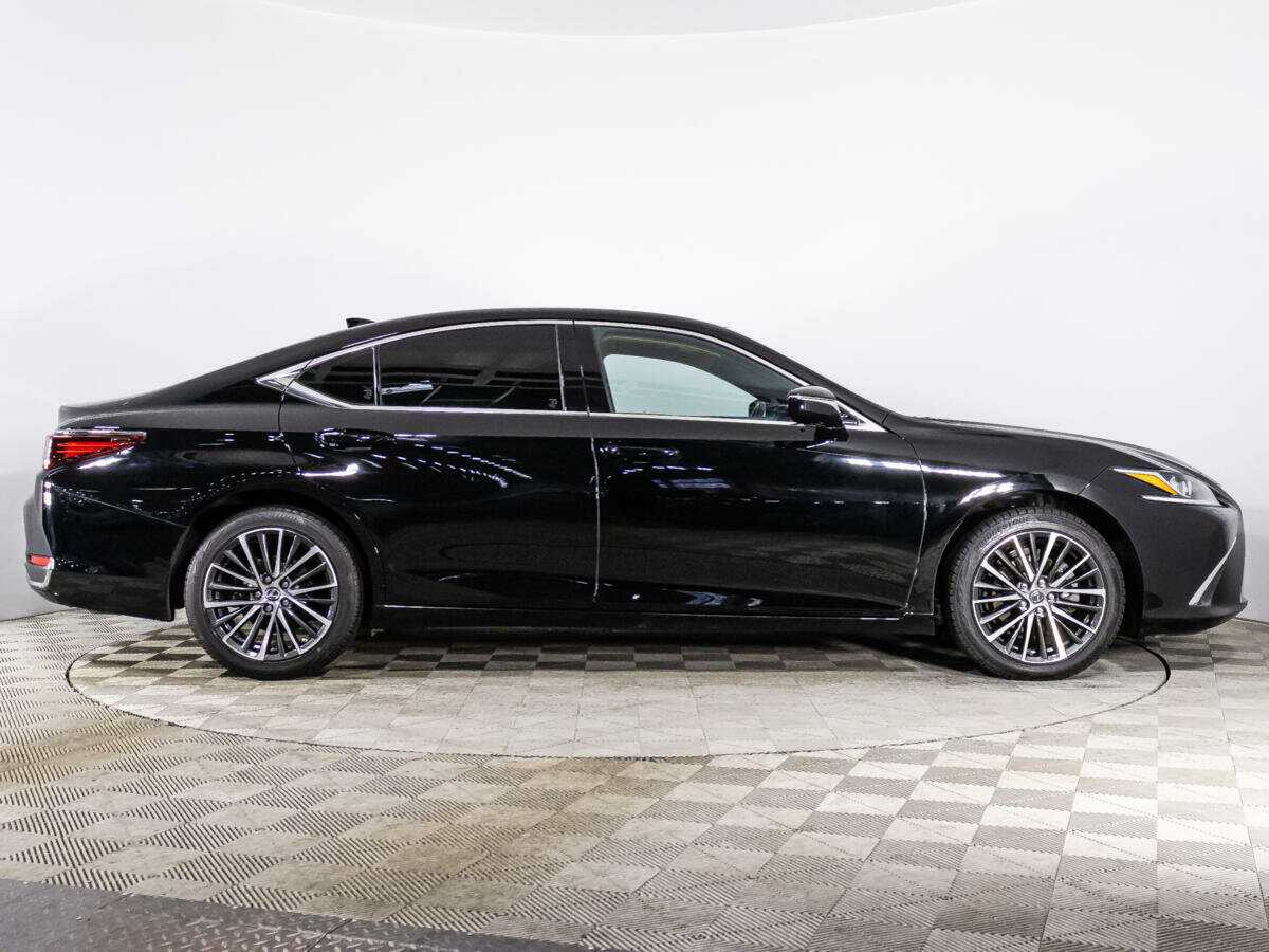 Lexus ES с пробегом — 2021 год. Фото: #3