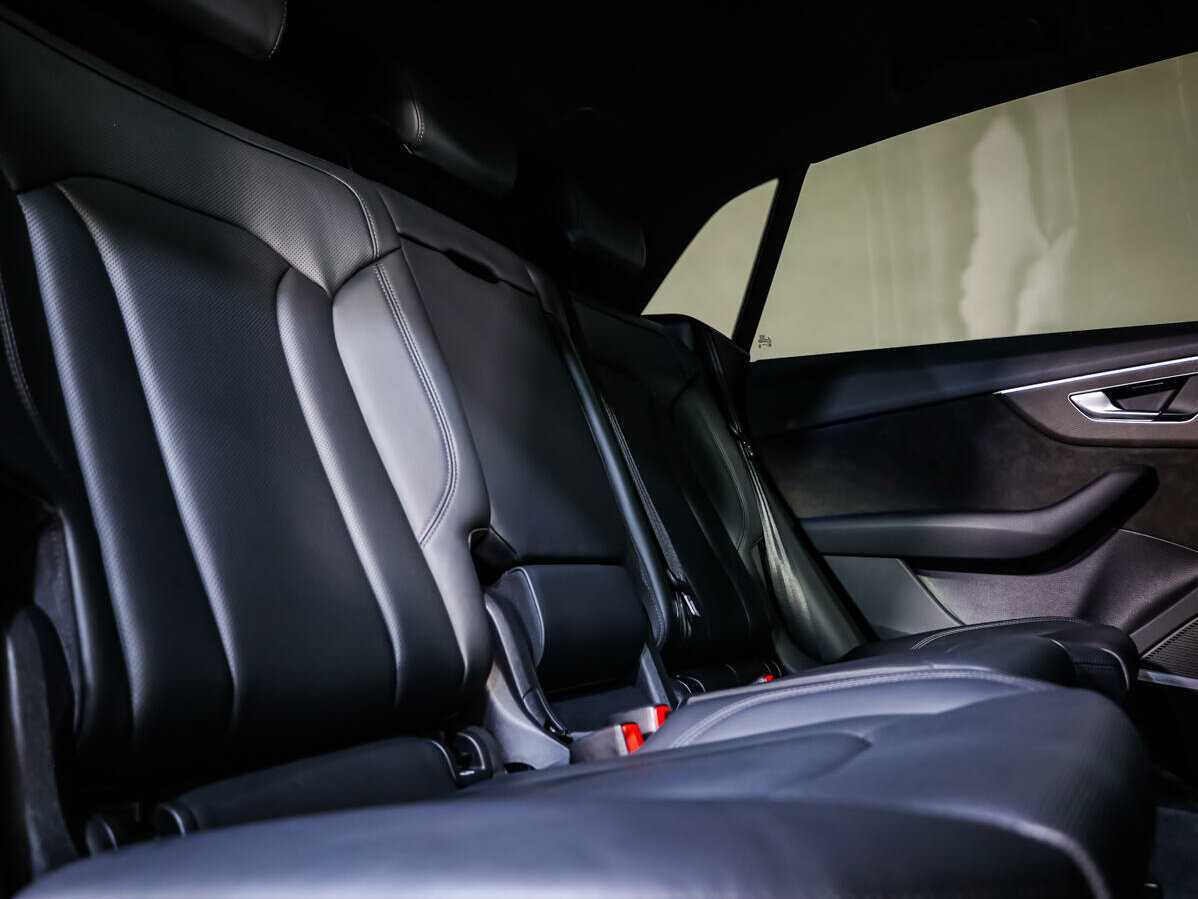 Audi Q8 с пробегом — 2019 год. Фото: #11