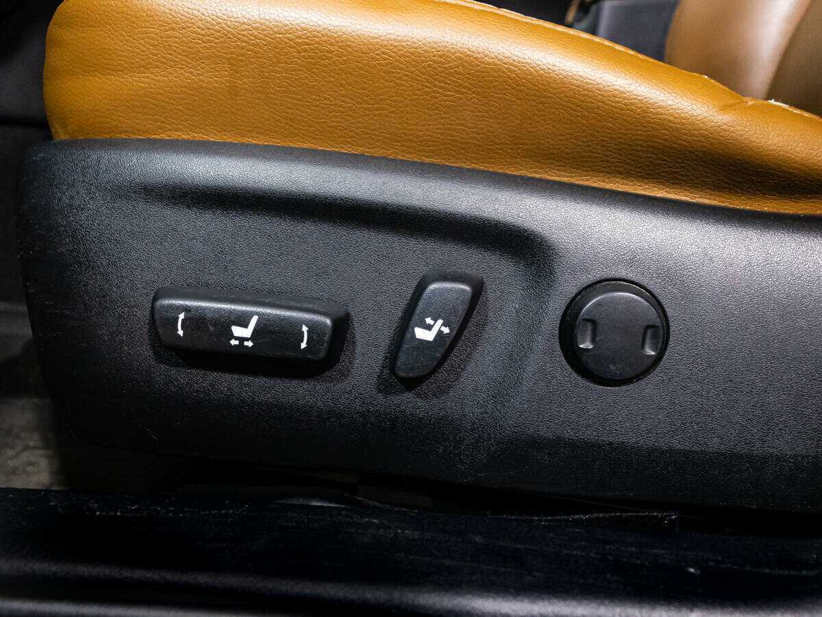 Toyota Camry с пробегом — 2016 год. Фото: #14