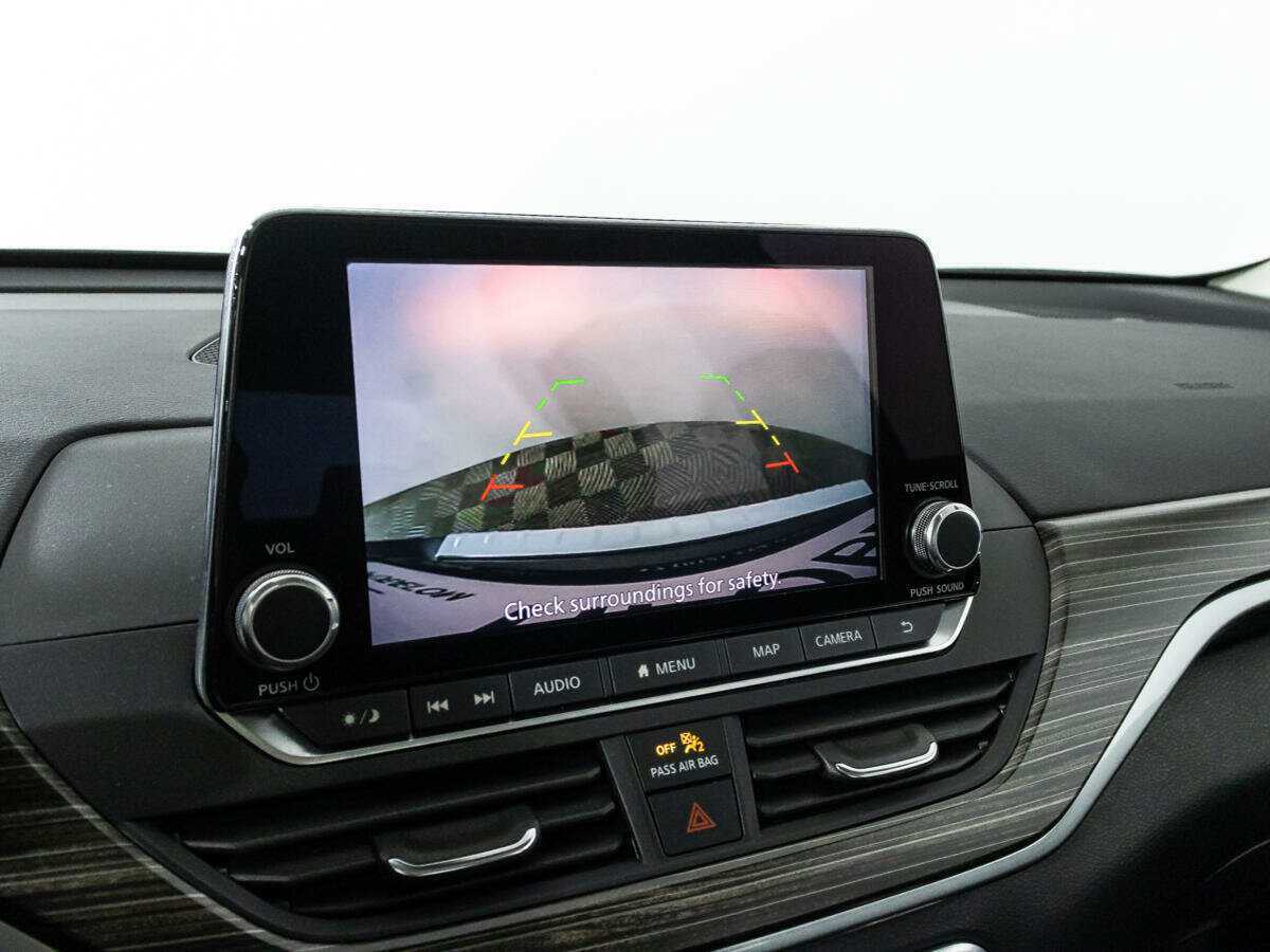 Nissan Altima с пробегом — 2022 год. Фото: #15