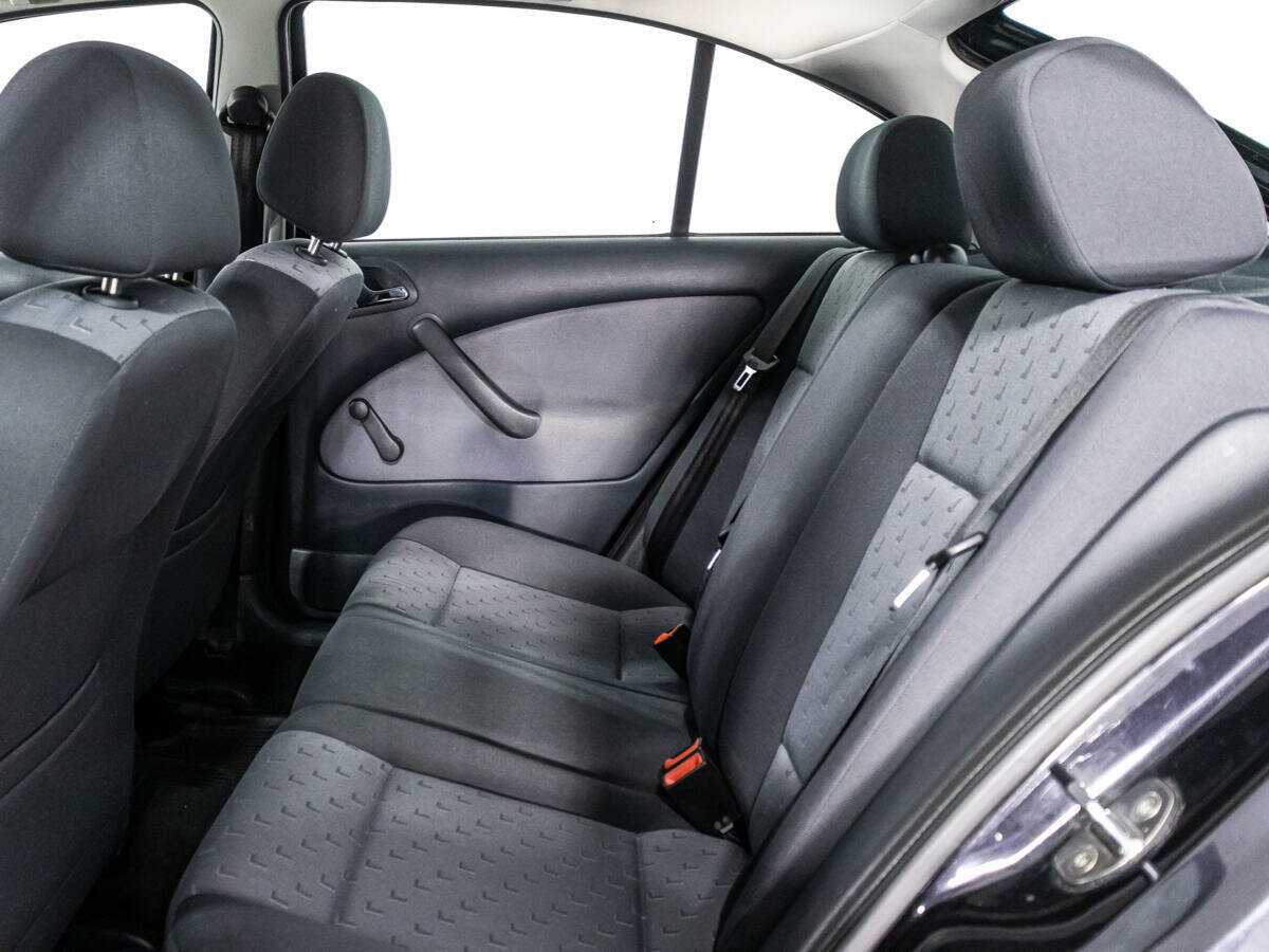 Skoda Octavia с пробегом — 2010 год. Фото: #9