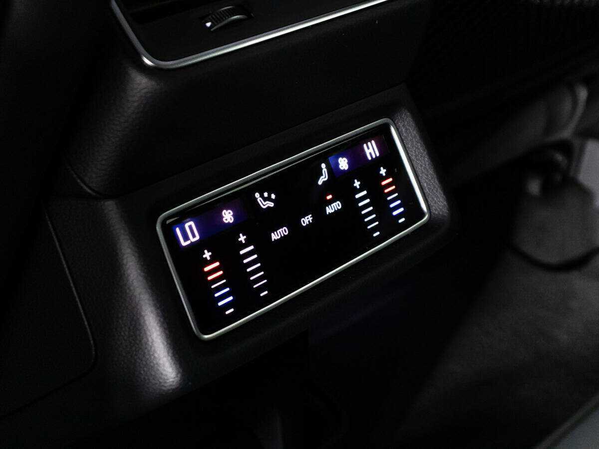 Audi e-tron с пробегом — 2022 год. Фото: #16