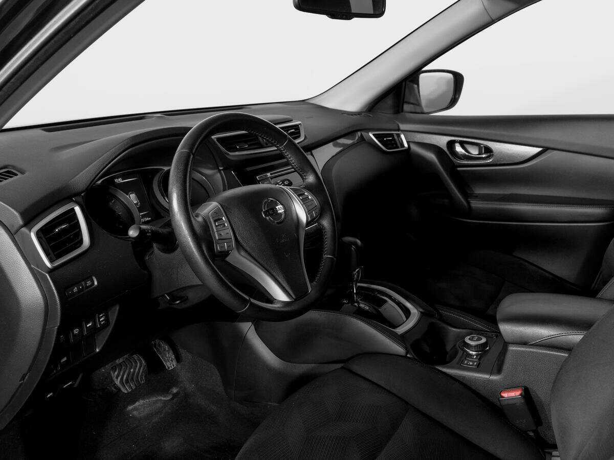 Nissan X-Trail с пробегом — 2015 год. Фото: #13