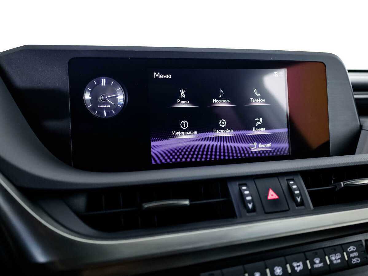 Lexus ES с пробегом — 2018 год. Фото: #14