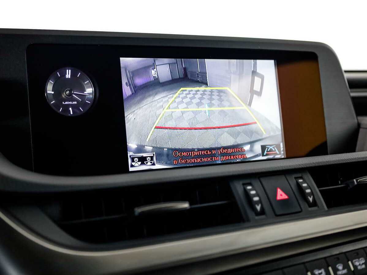 Lexus ES с пробегом — 2018 год. Фото: #15