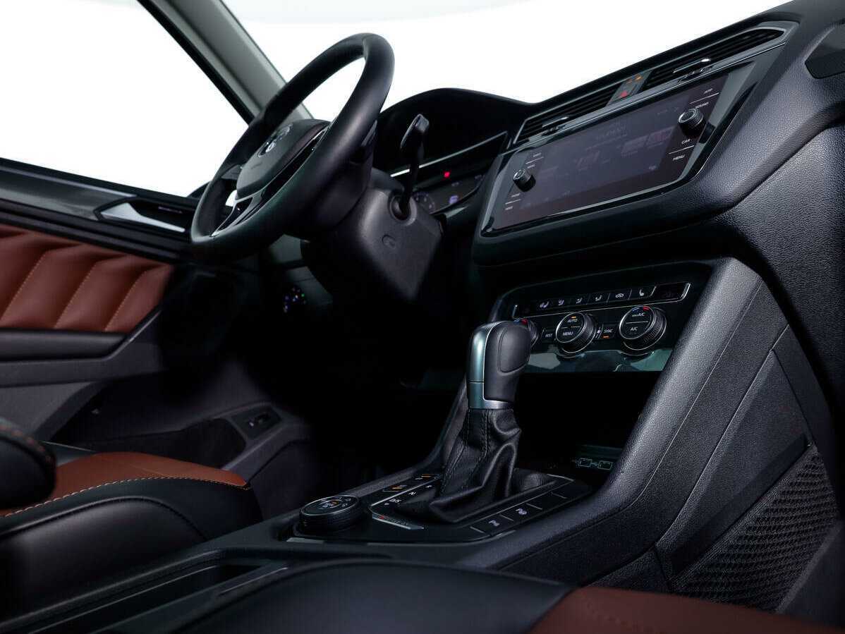 Volkswagen Tiguan с пробегом — 2018 год. Фото: #14