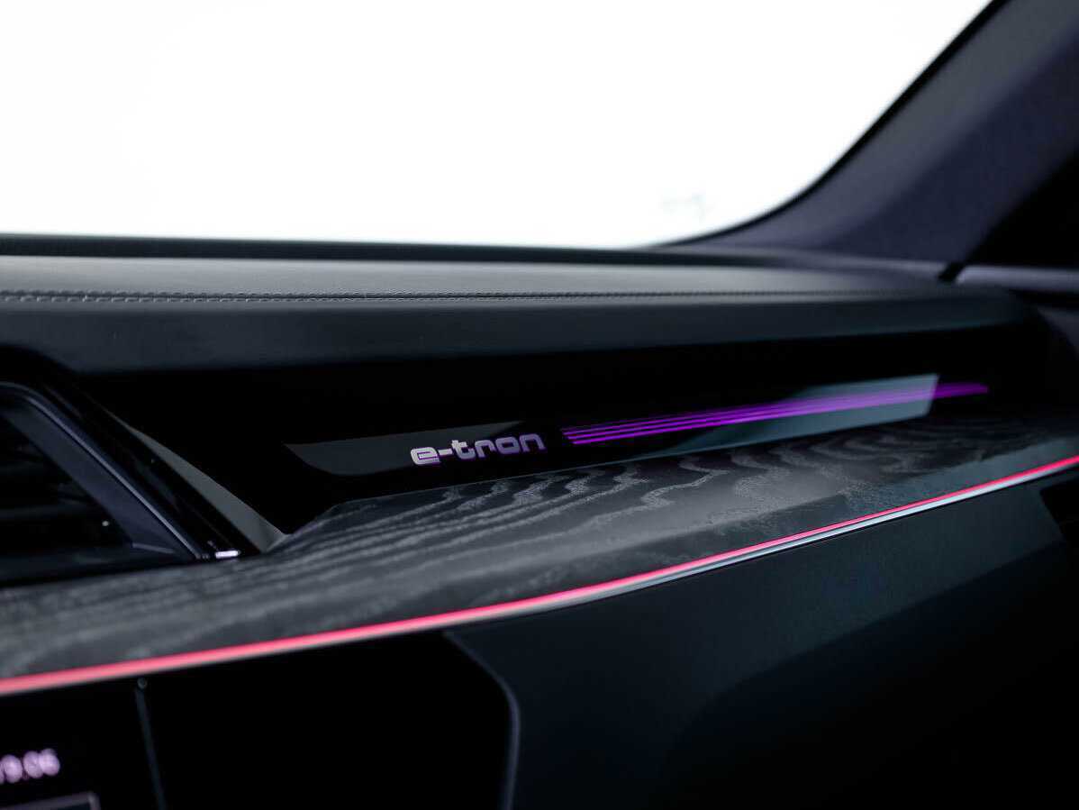 Audi e-tron с пробегом — 2021 год. Фото: #18