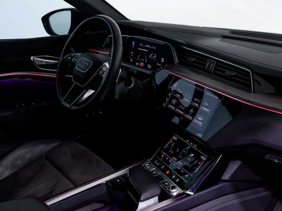 Audi e-tron с пробегом — 2021 год. Фото: #19