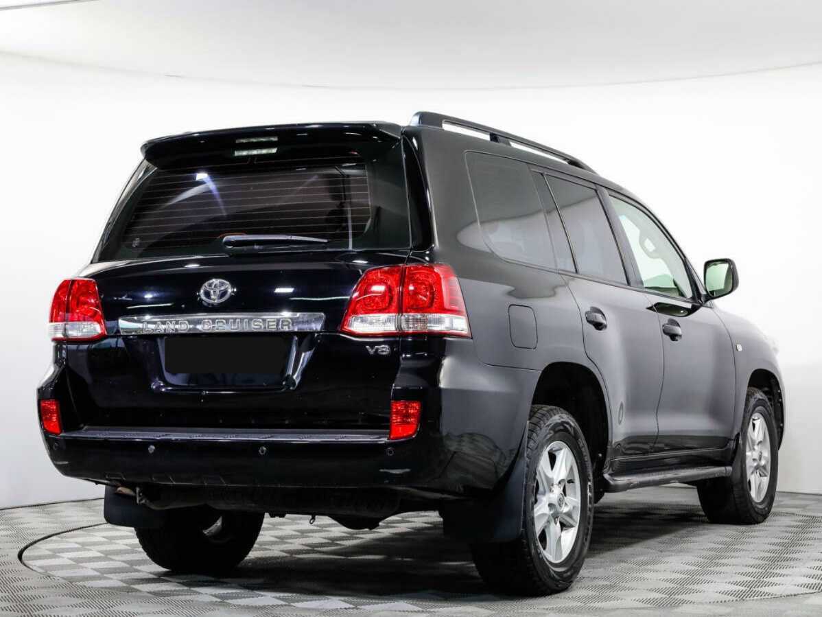 Toyota Land Cruiser с пробегом — 2010 год. Фото: #3