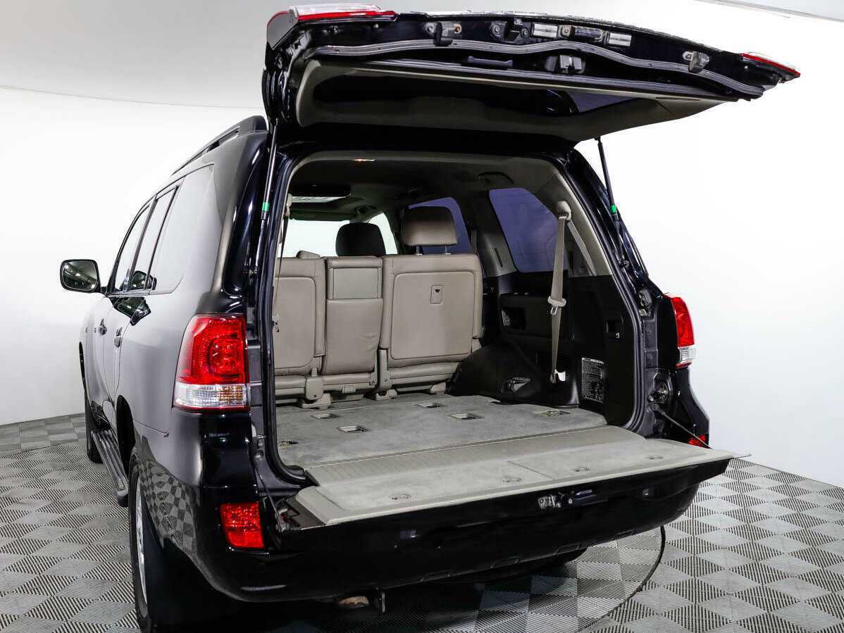 Toyota Land Cruiser с пробегом — 2010 год. Фото: #18