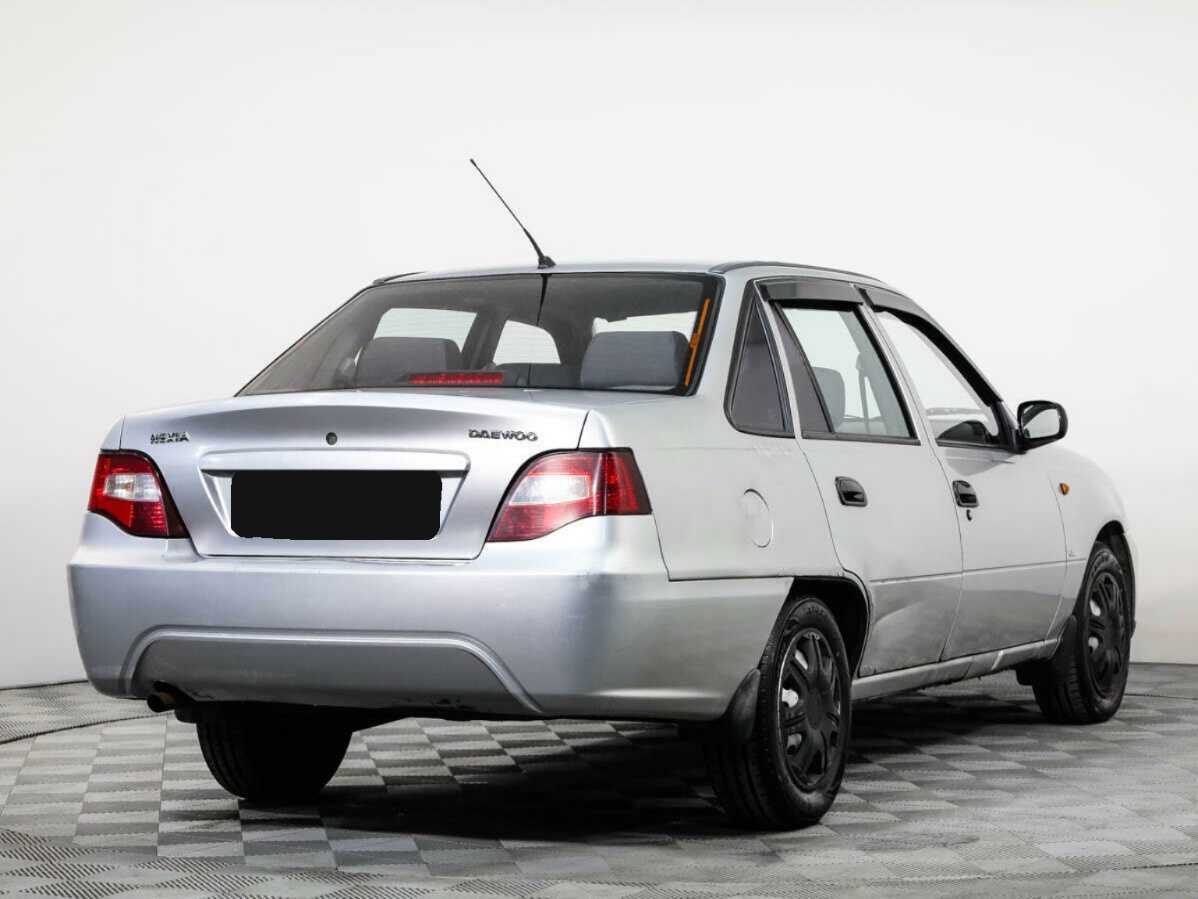 Daewoo Nexia с пробегом — 2010 год. Фото: #3