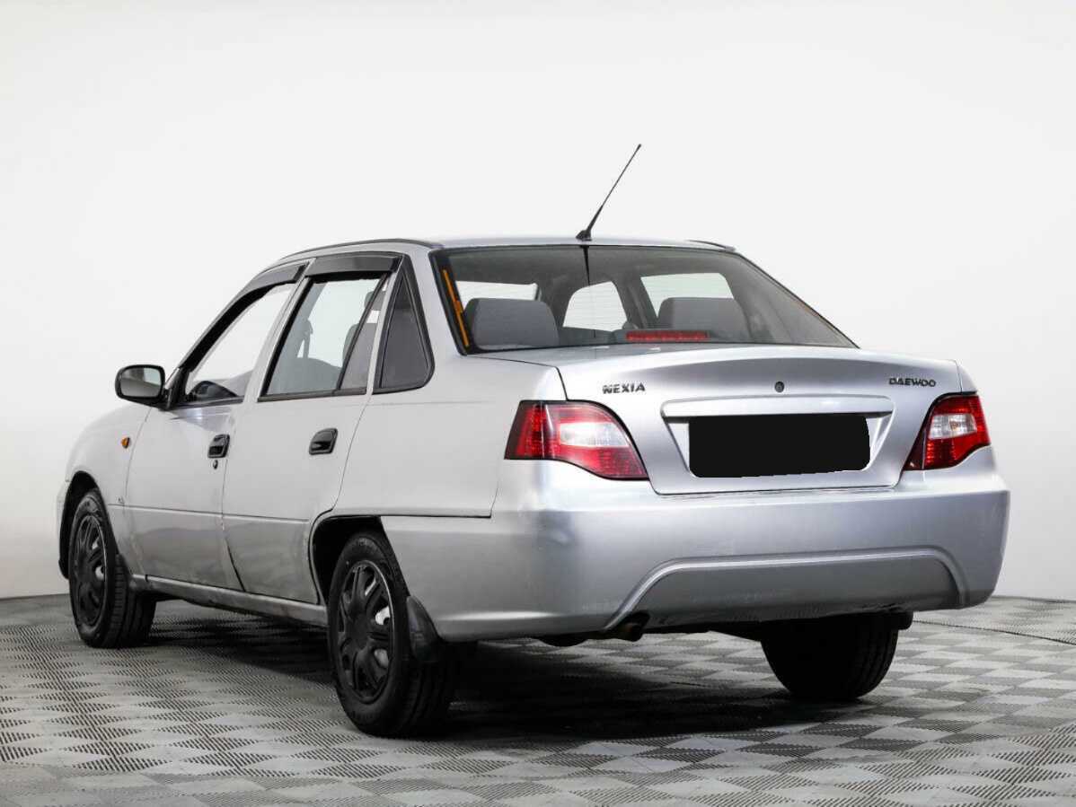 Daewoo Nexia с пробегом — 2010 год. Фото: #5