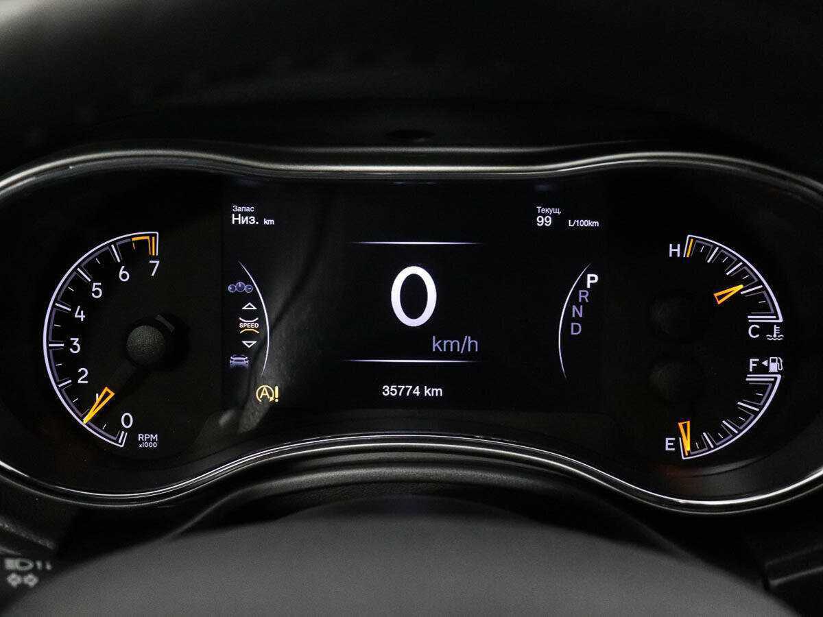 Jeep Grand Cherokee с пробегом — 2018 год. Фото: #12