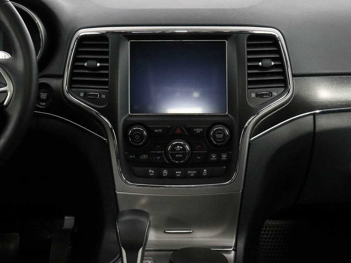 Jeep Grand Cherokee с пробегом — 2018 год. Фото: #14