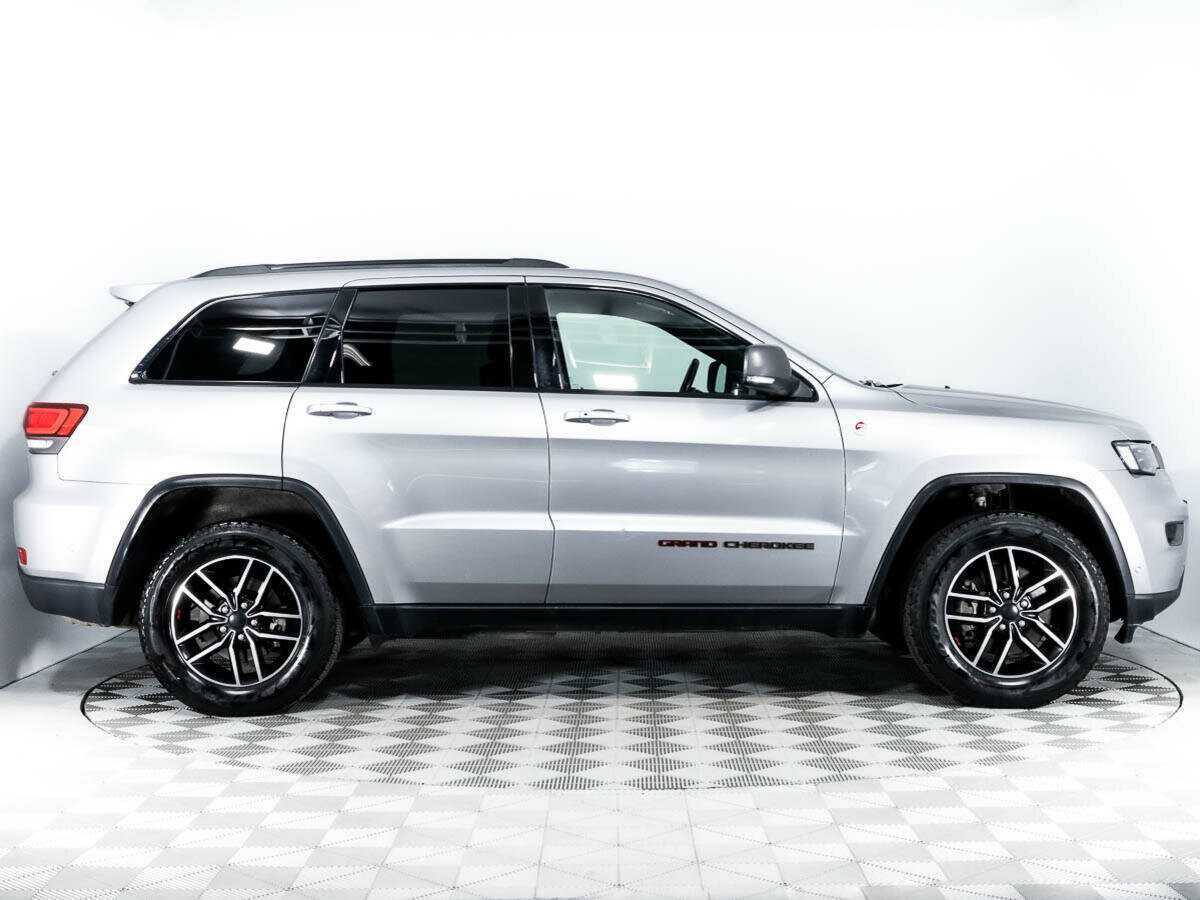 Jeep Grand Cherokee с пробегом — 2019 год. Фото: #3