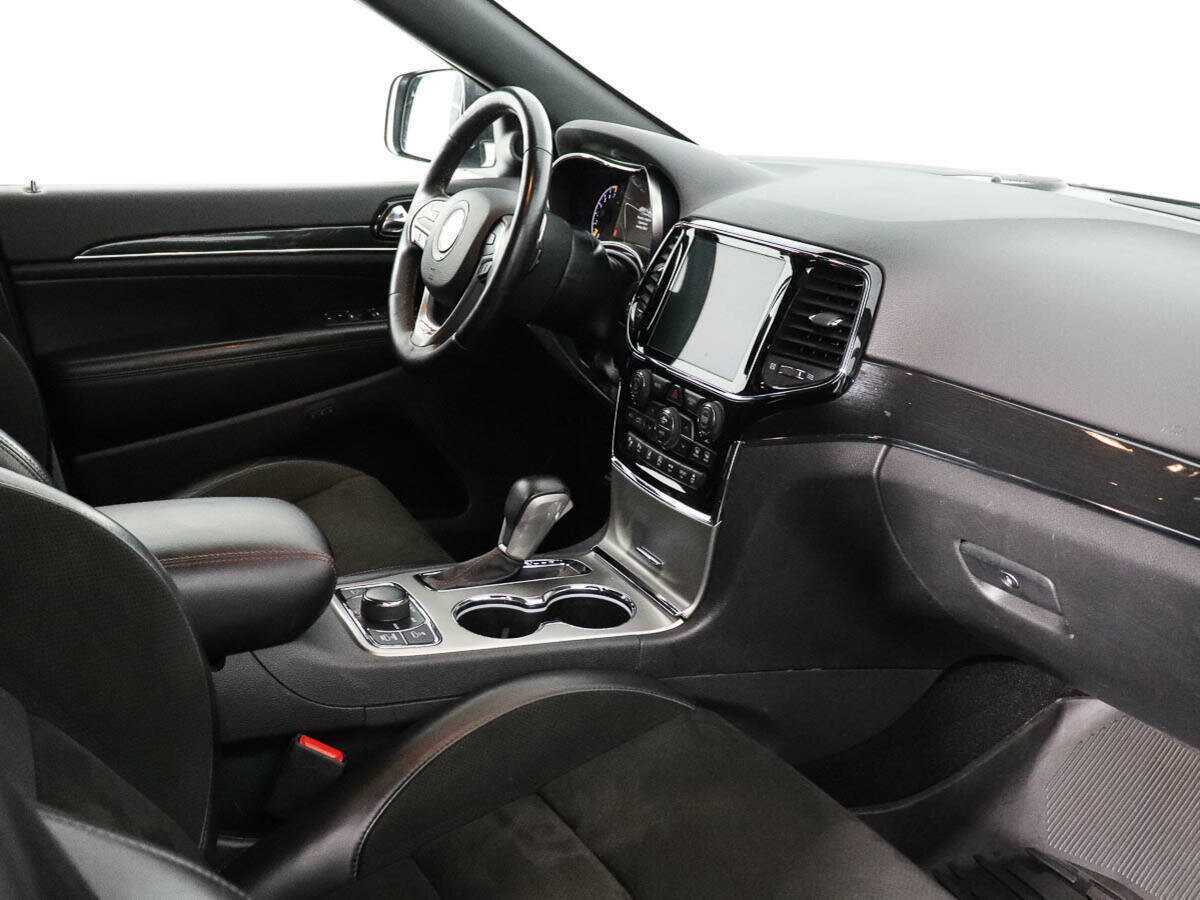 Jeep Grand Cherokee с пробегом — 2019 год. Фото: #8