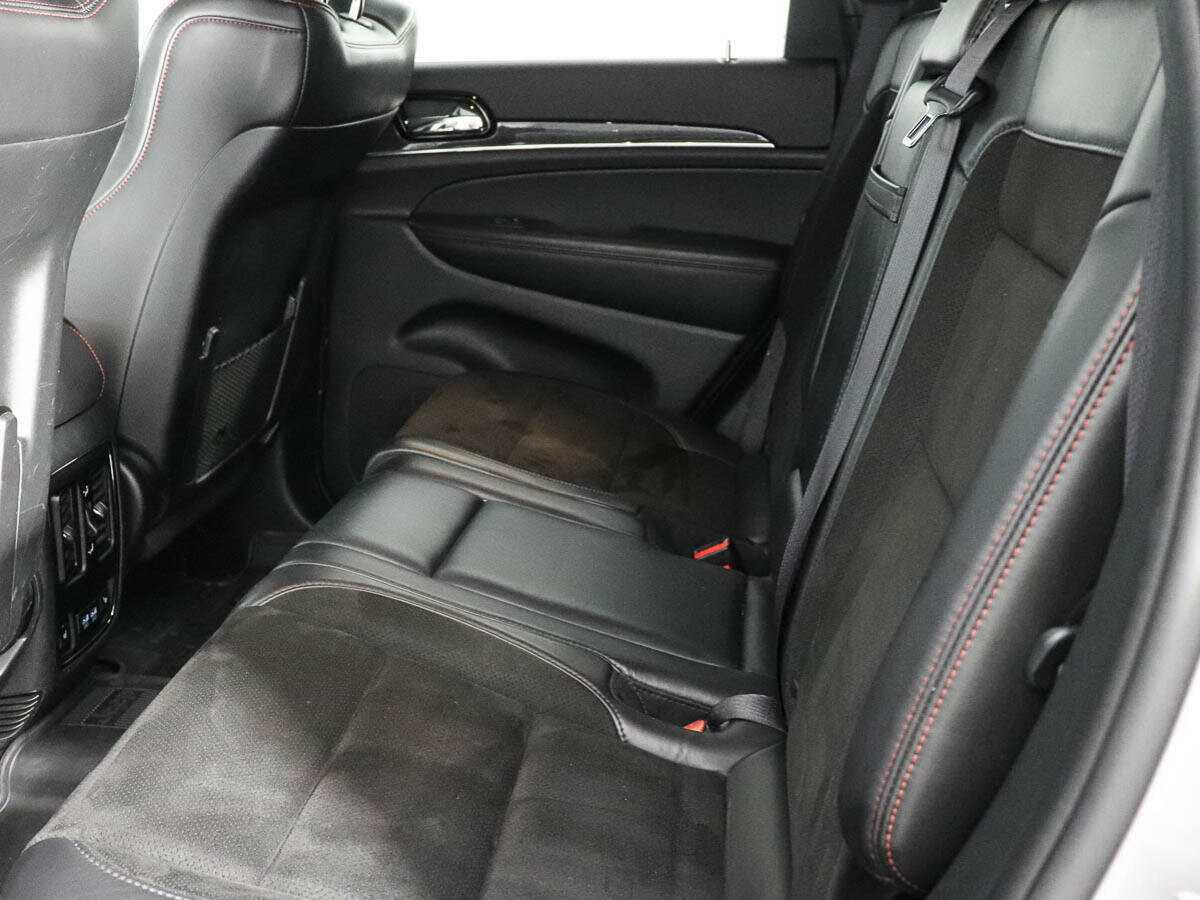 Jeep Grand Cherokee с пробегом — 2019 год. Фото: #12