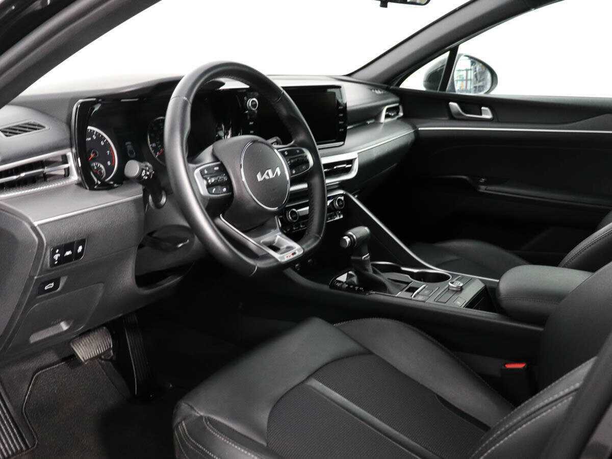 Kia K5 с пробегом — 2022 год. Фото: #9