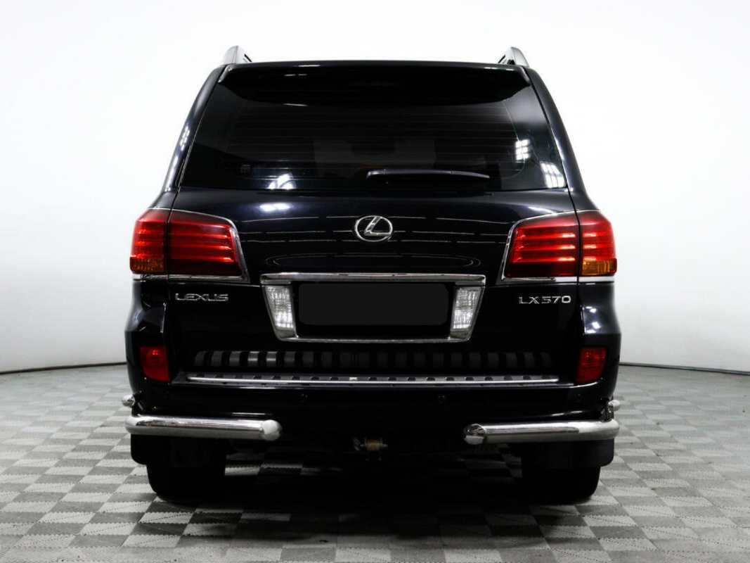 Lexus LX с пробегом — 2009 год. Фото: #5
