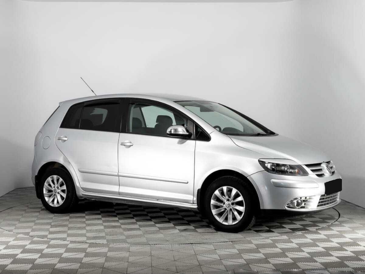 Volkswagen Golf Plus с пробегом — 2008 год. Фото: #2