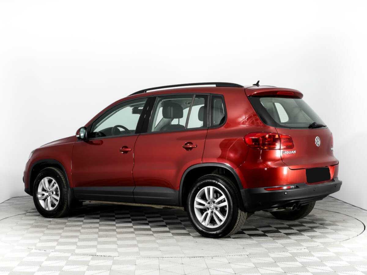 Volkswagen Tiguan с пробегом — 2011 год. Фото: #5