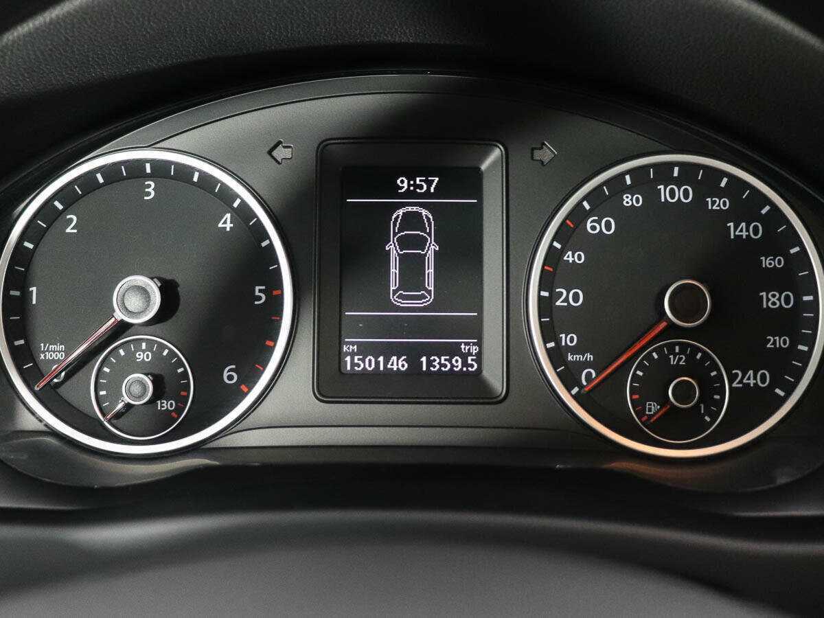 Volkswagen Tiguan с пробегом — 2011 год. Фото: #10