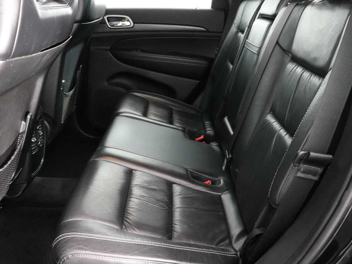 Jeep Grand Cherokee с пробегом — 2018 год. Фото: #9