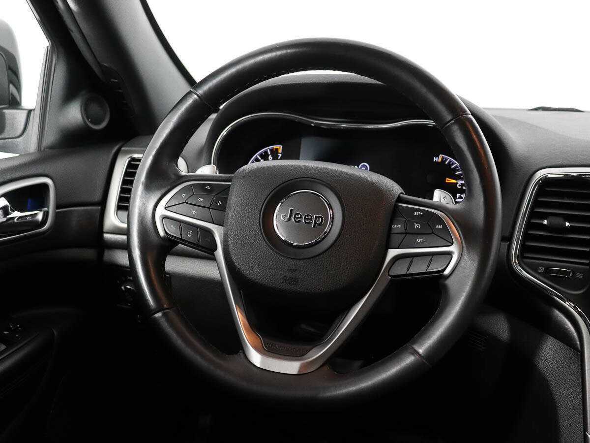 Jeep Grand Cherokee с пробегом — 2018 год. Фото: #13