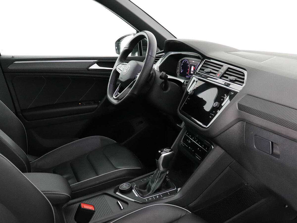 Volkswagen Tiguan с пробегом — 2021 год. Фото: #8
