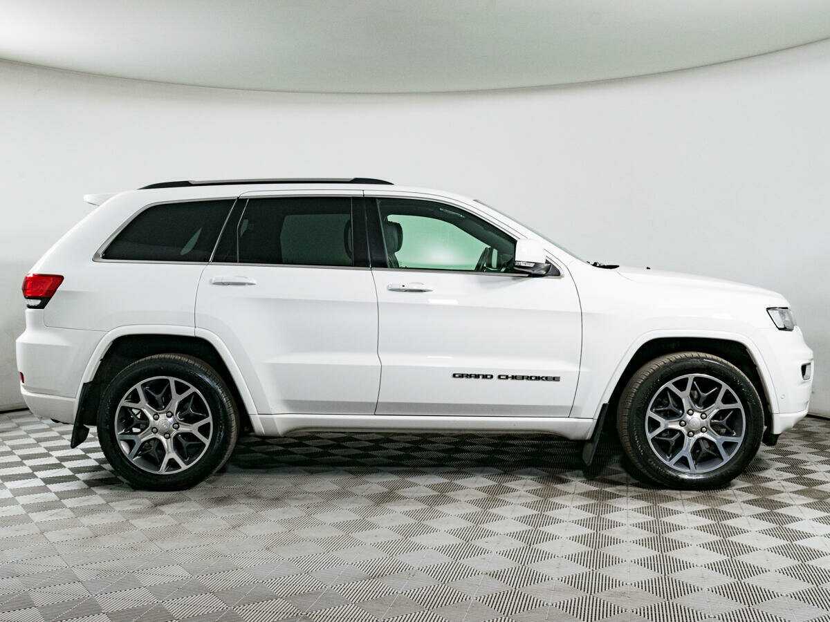 Jeep Grand Cherokee с пробегом — 2019 год. Фото: #3