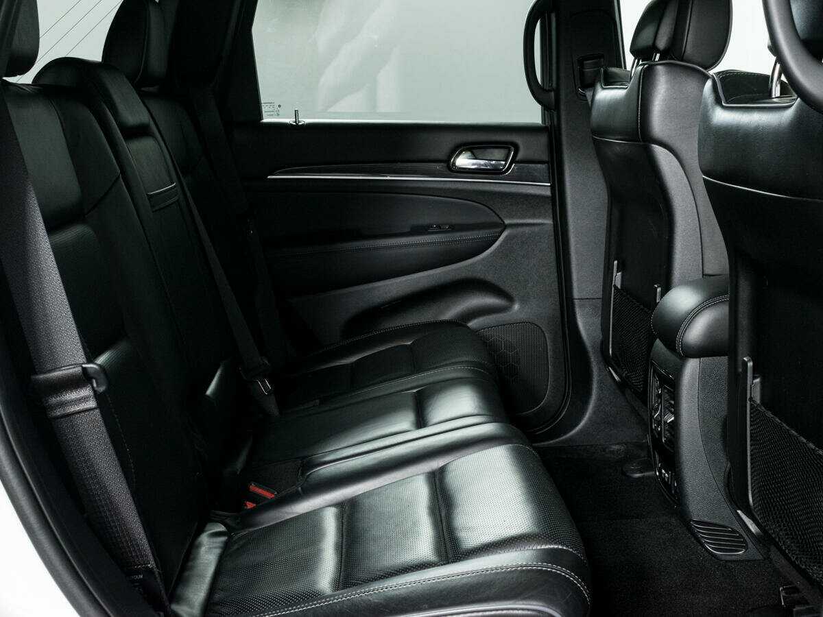 Jeep Grand Cherokee с пробегом — 2019 год. Фото: #12