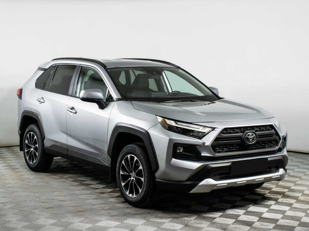 Toyota RAV4 с пробегом — 2022 год. Фото: #2