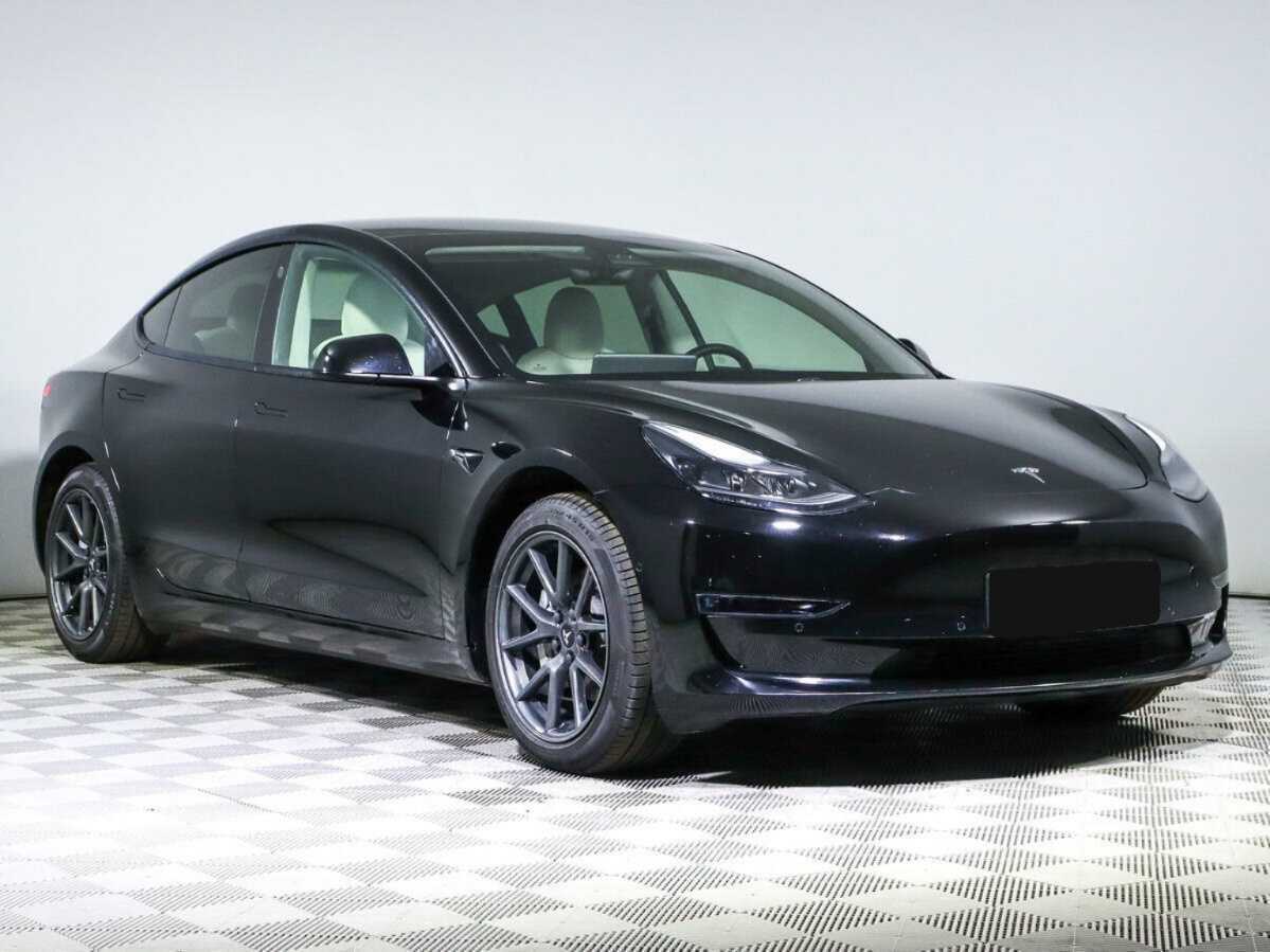 Tesla Model 3 с пробегом — 2021 год. Фото: #2