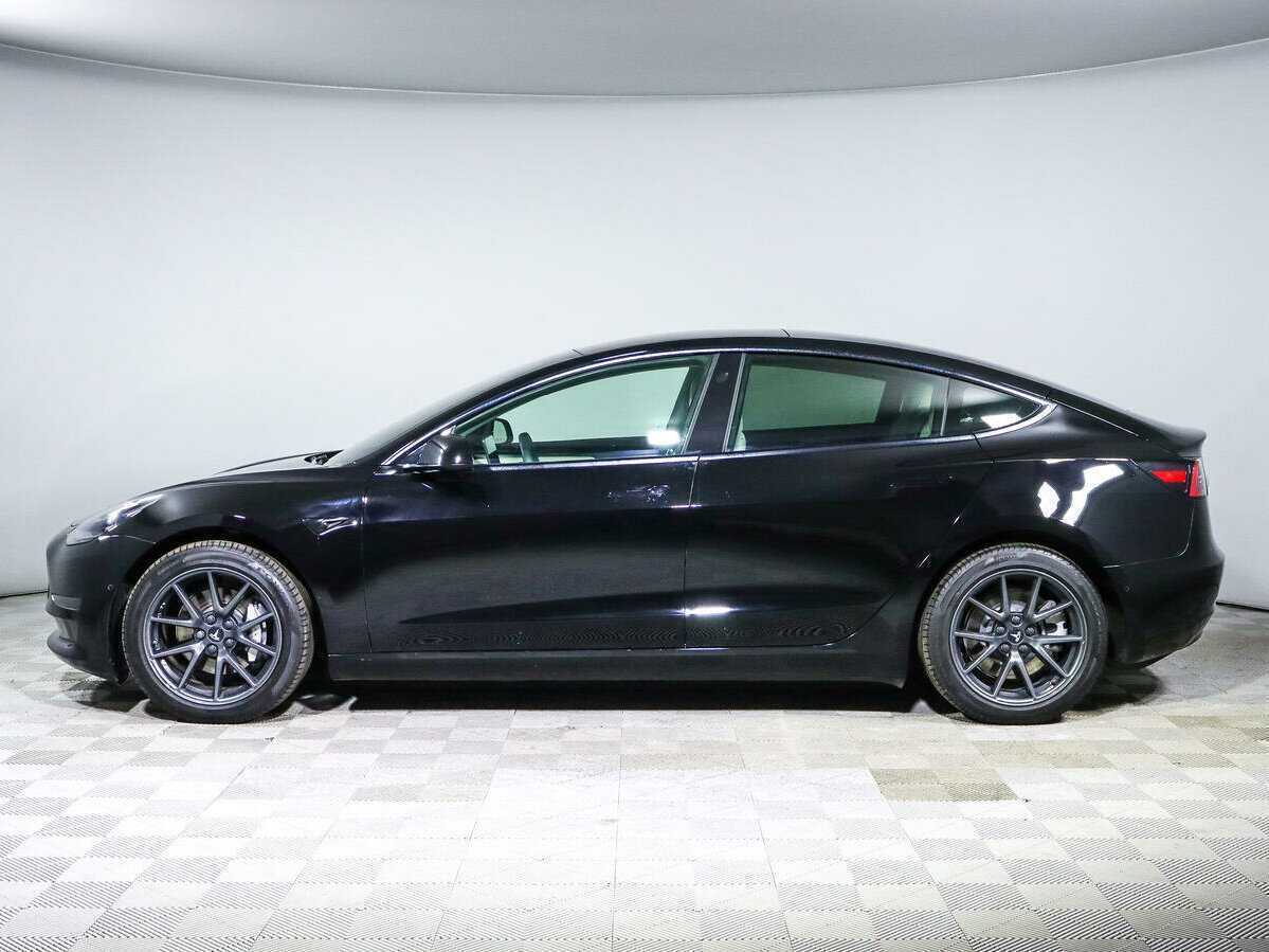 Tesla Model 3 с пробегом — 2021 год. Фото: #7