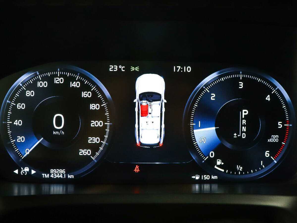 Volvo XC90 с пробегом — 2018 год. Фото: #10