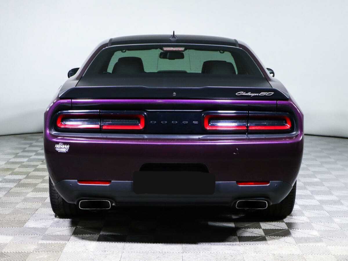 Dodge Challenger с пробегом — 2020 год. Фото: #4
