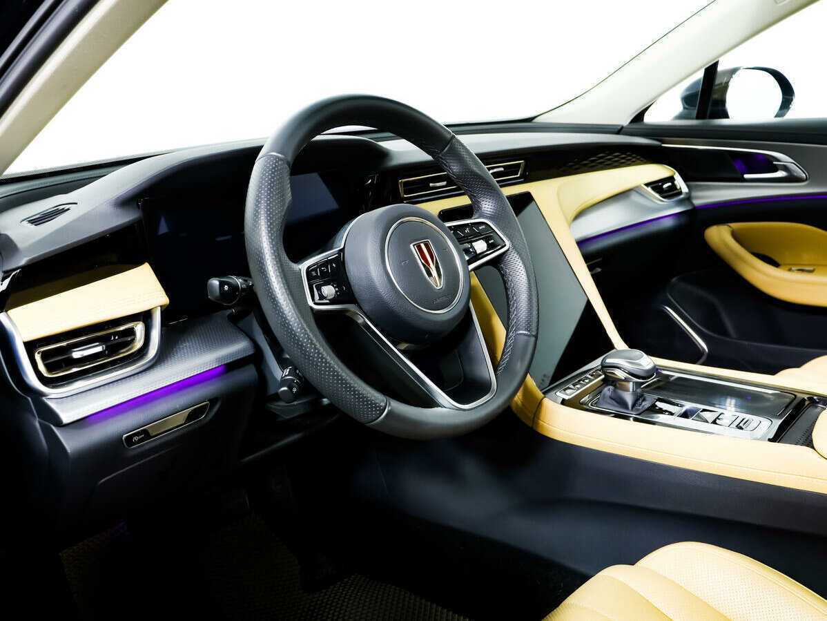 Hongqi H5 с пробегом — 2023 год. Фото: #12